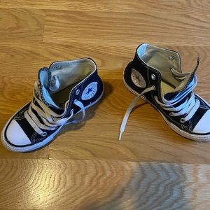 Kids high top chucks